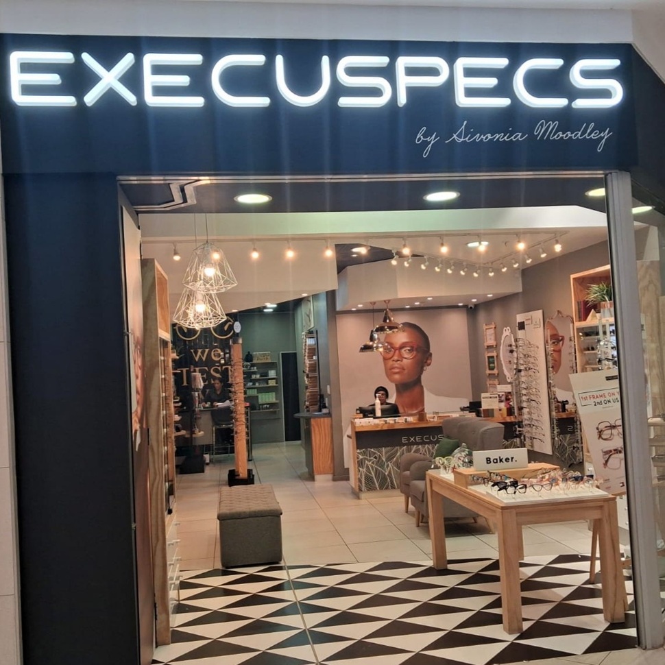 Execuspecs La Lucia Welcome