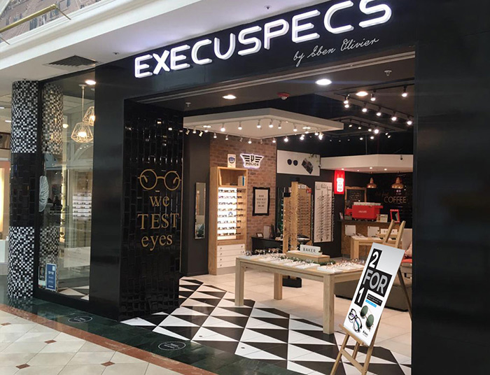 shoe store canal walk